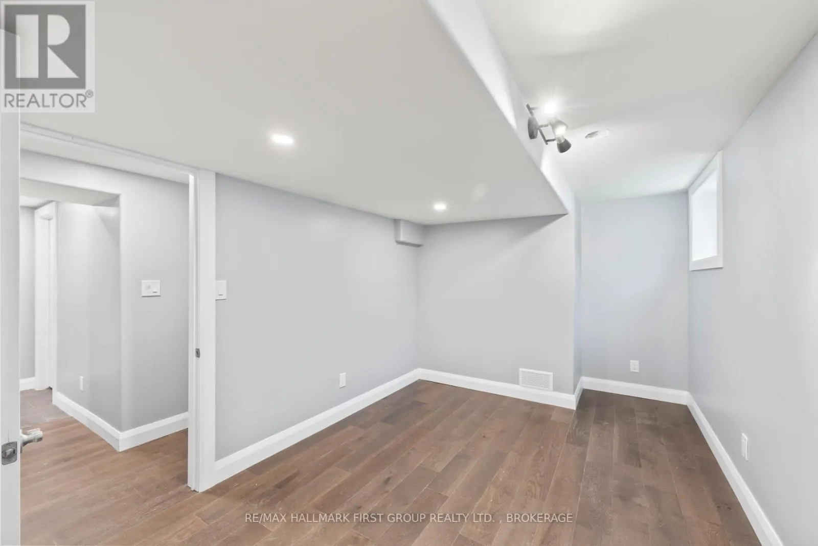 757 HILLVIEW ROAD