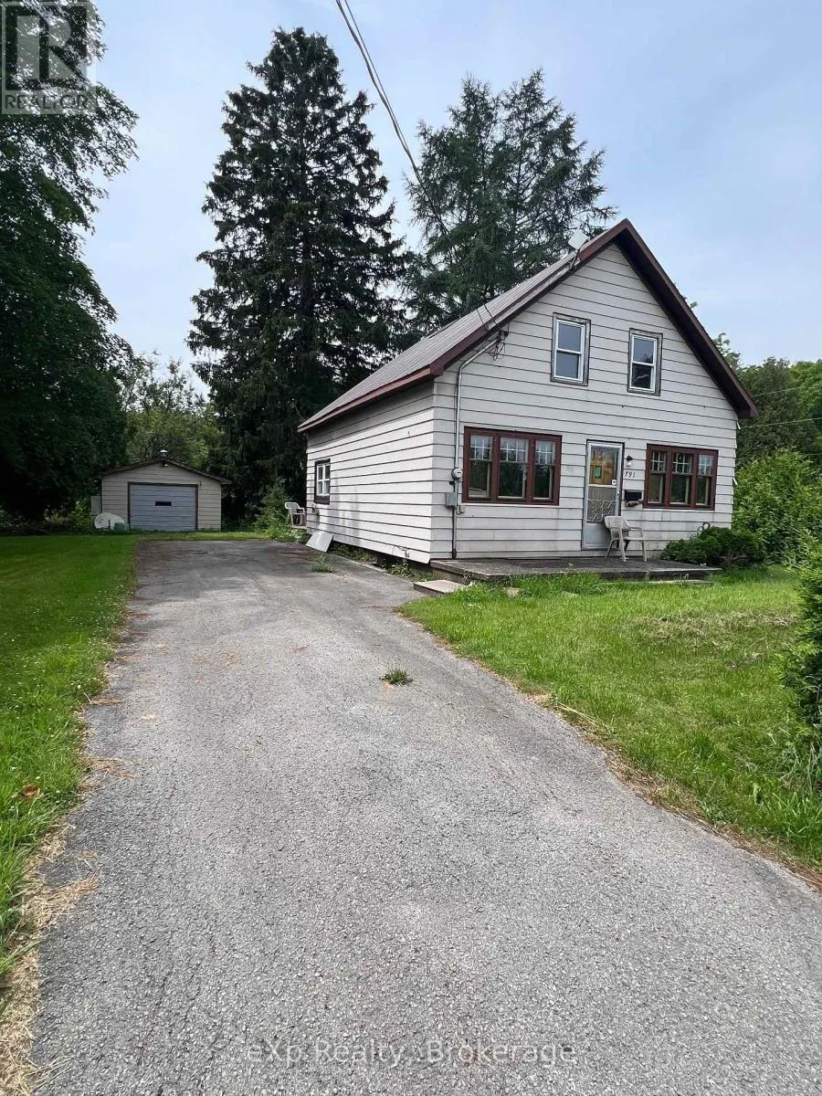 791 23RD STREET W