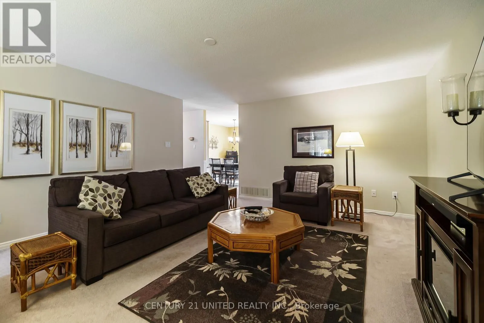 39 CEDARTREE LANE