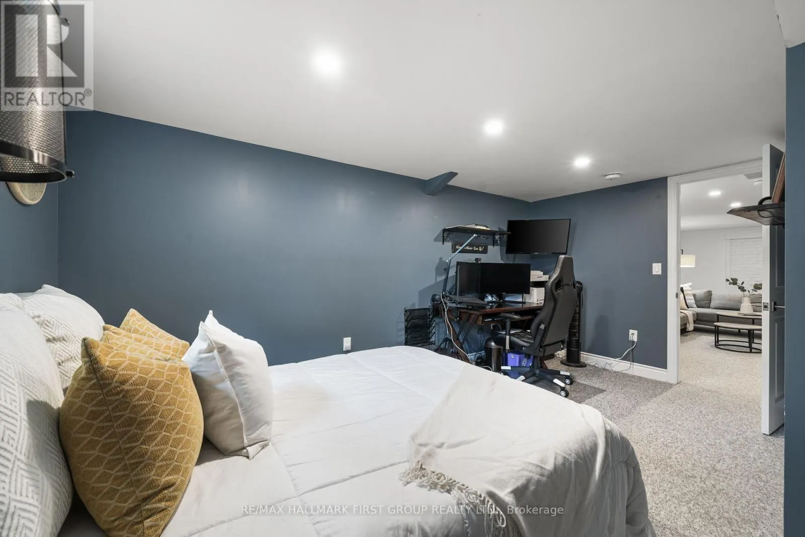 6 ORCHARD AVENUE