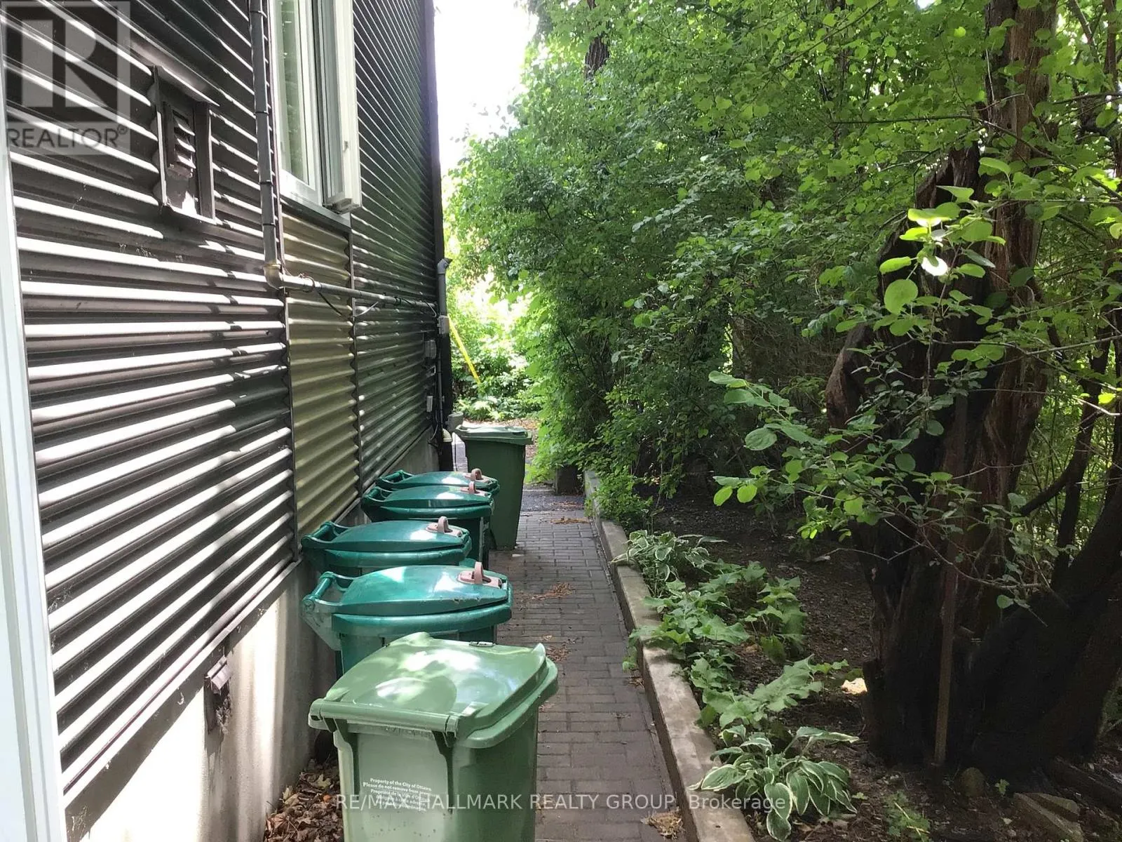 324 CURRELL AVENUE