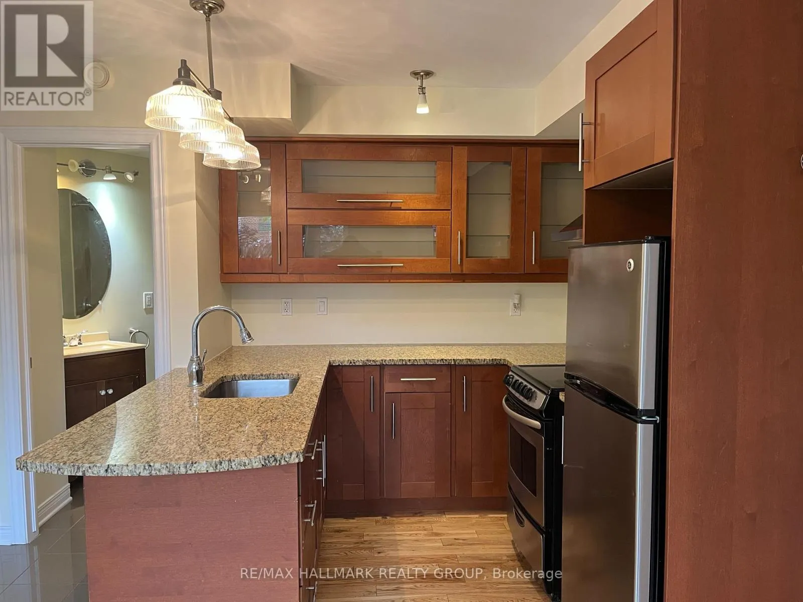 324 CURRELL AVENUE