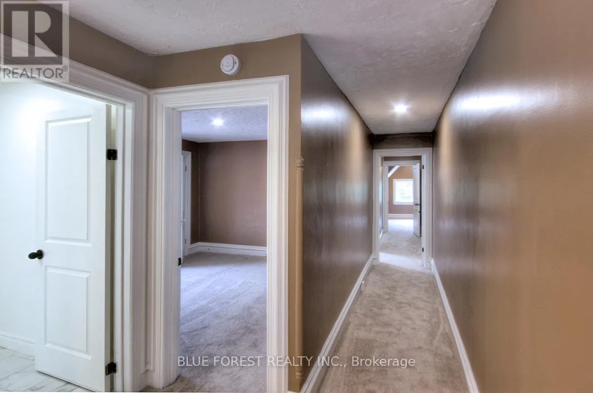 89 GLADSTONE AVENUE