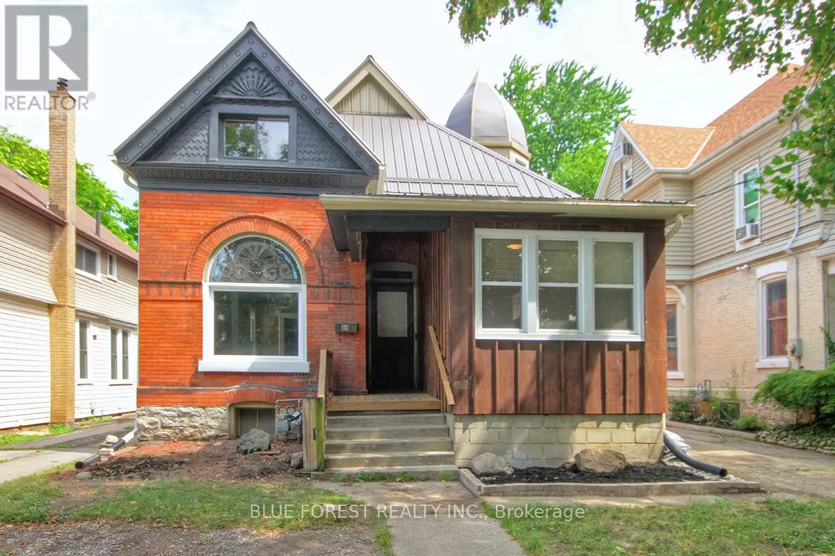 89 GLADSTONE AVENUE