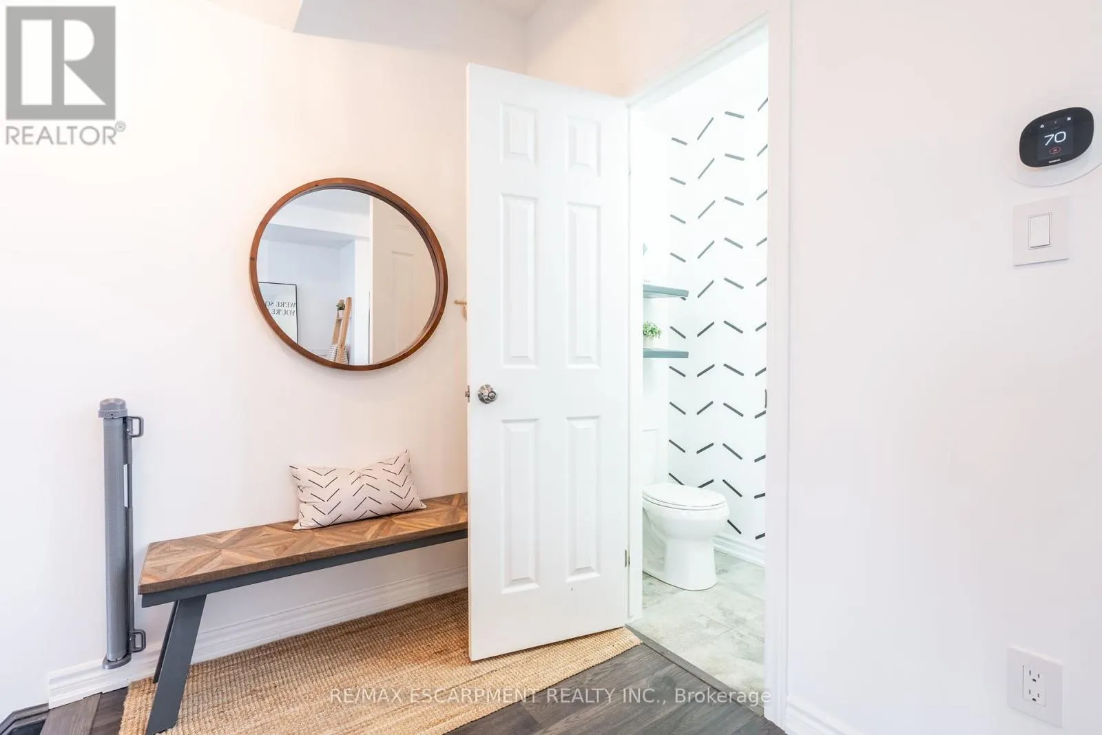 45 - 219 DUNDAS STREET E