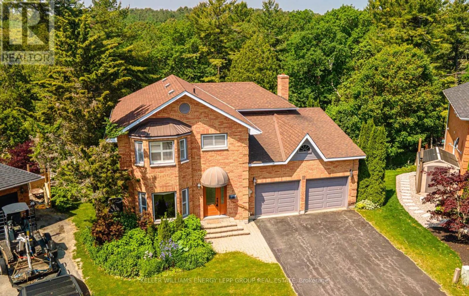 7 HERBERT PLACE