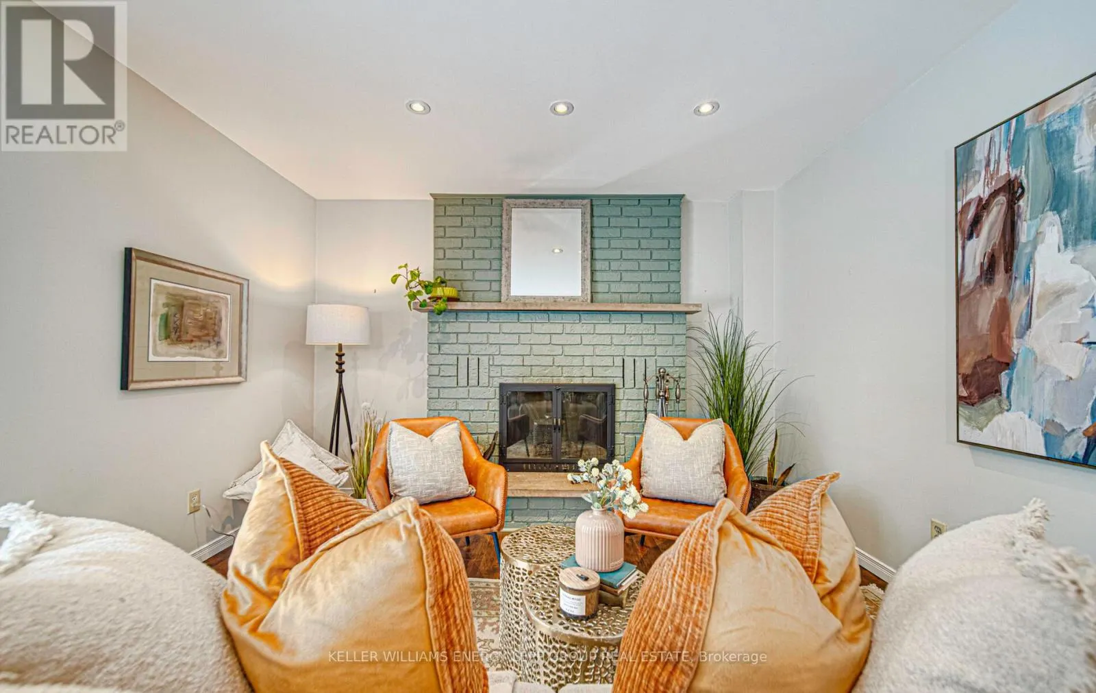 7 HERBERT PLACE
