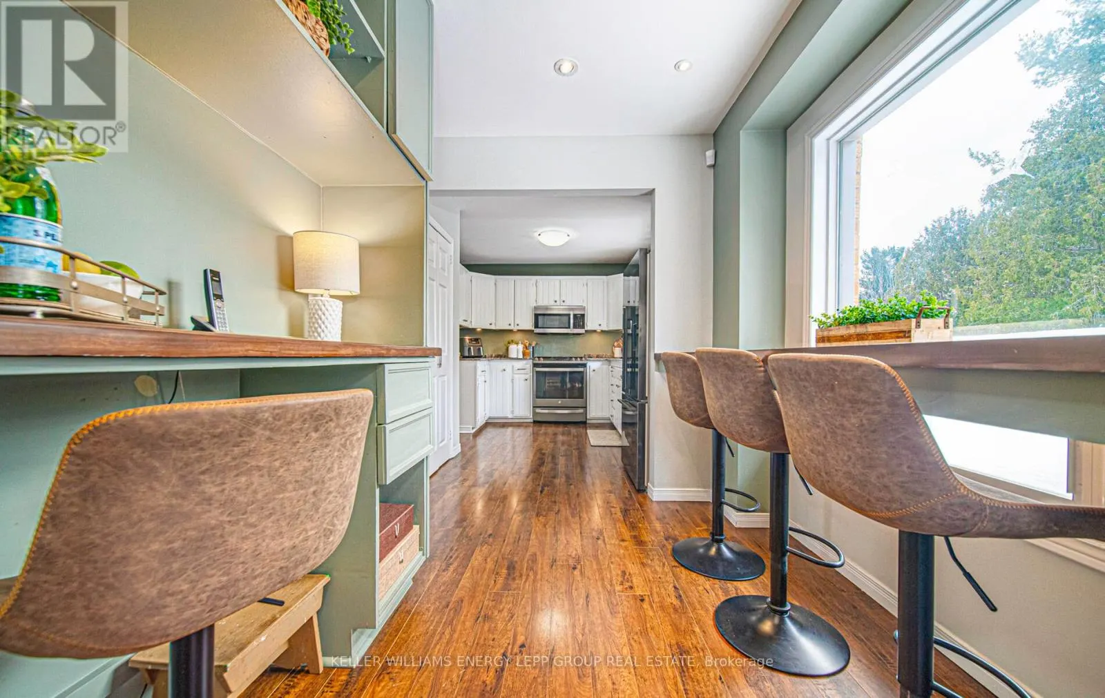 7 HERBERT PLACE