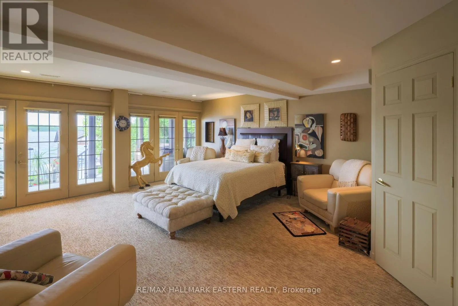 1052 TEDFORD LANE