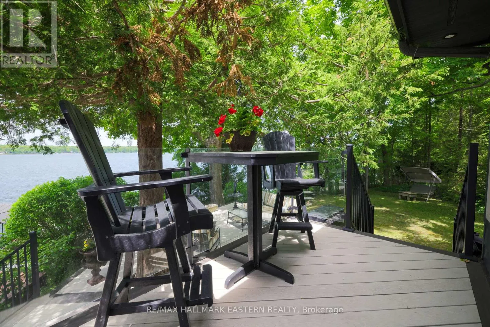 1052 TEDFORD LANE