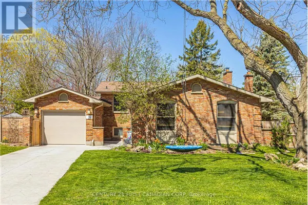24 GATINEAU CRESCENT