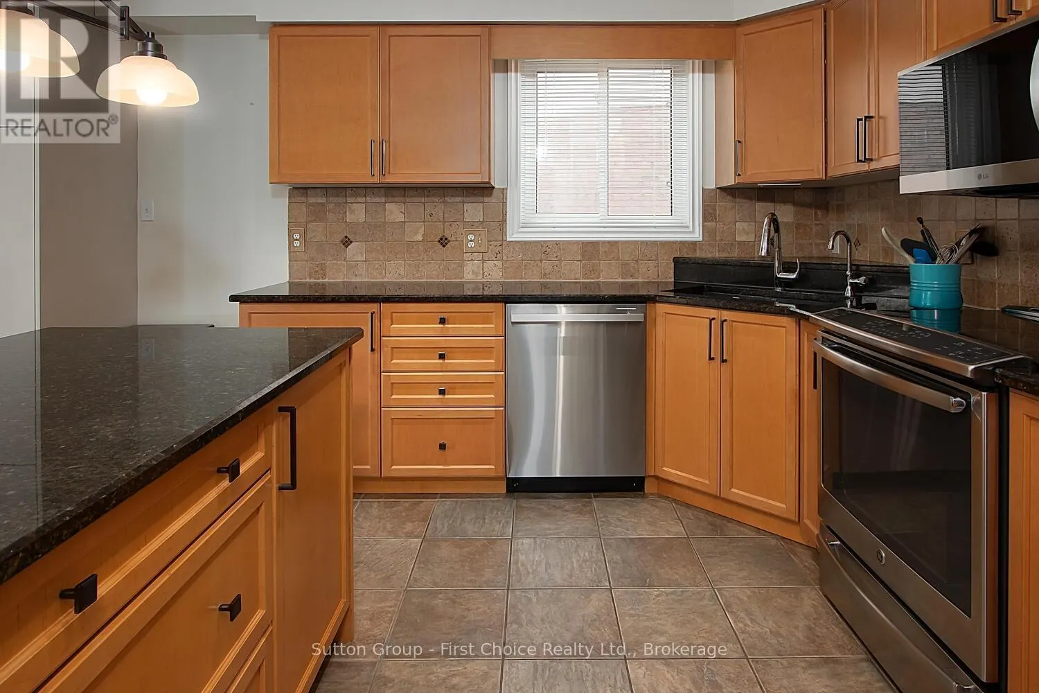 293 HUCK CRESCENT