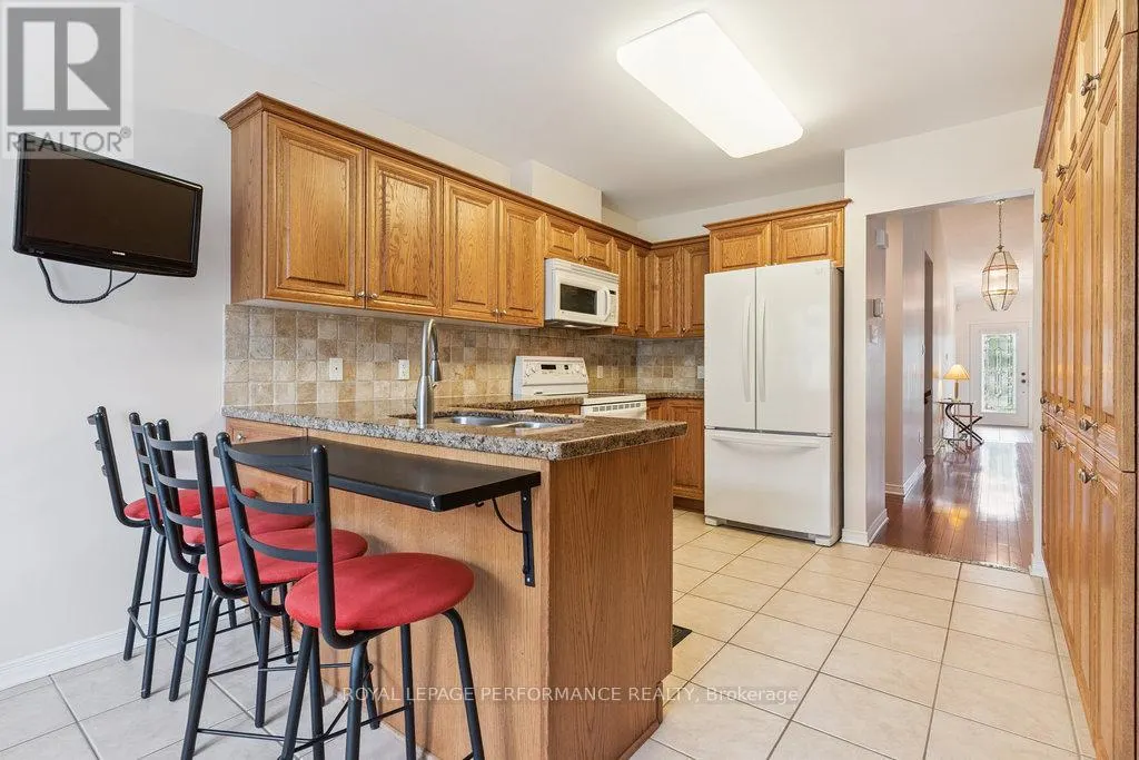 131 ARROWWOOD DRIVE