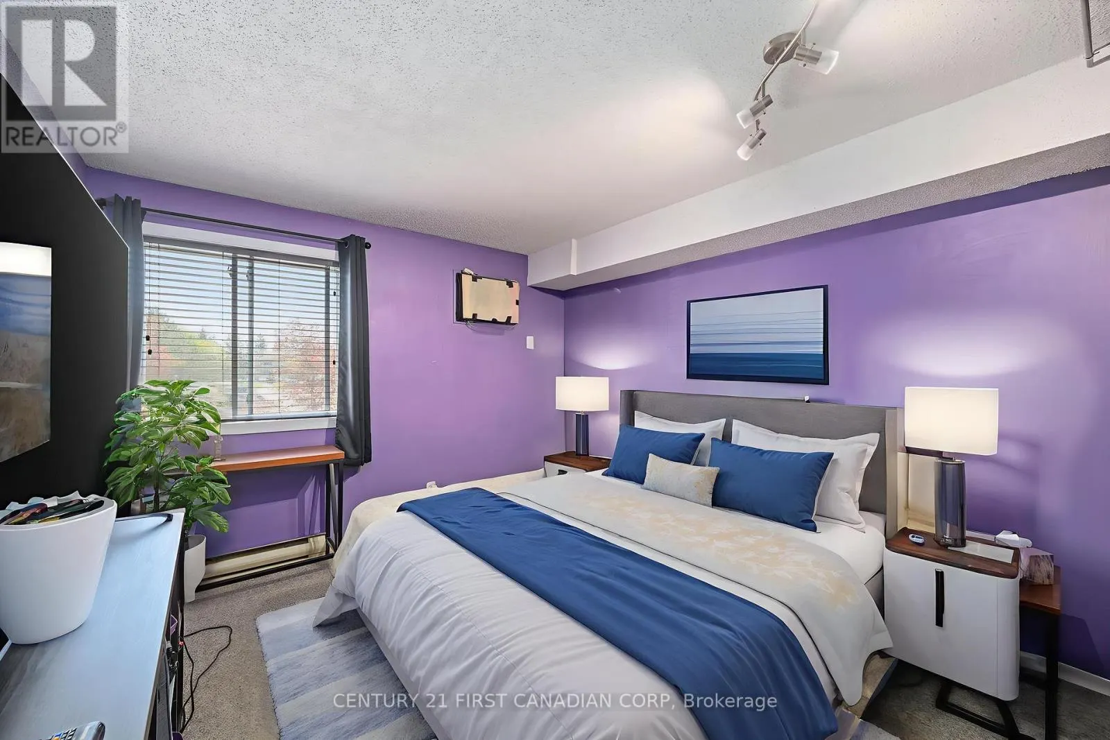 203 - 739 DEVERON CRESCENT, #203