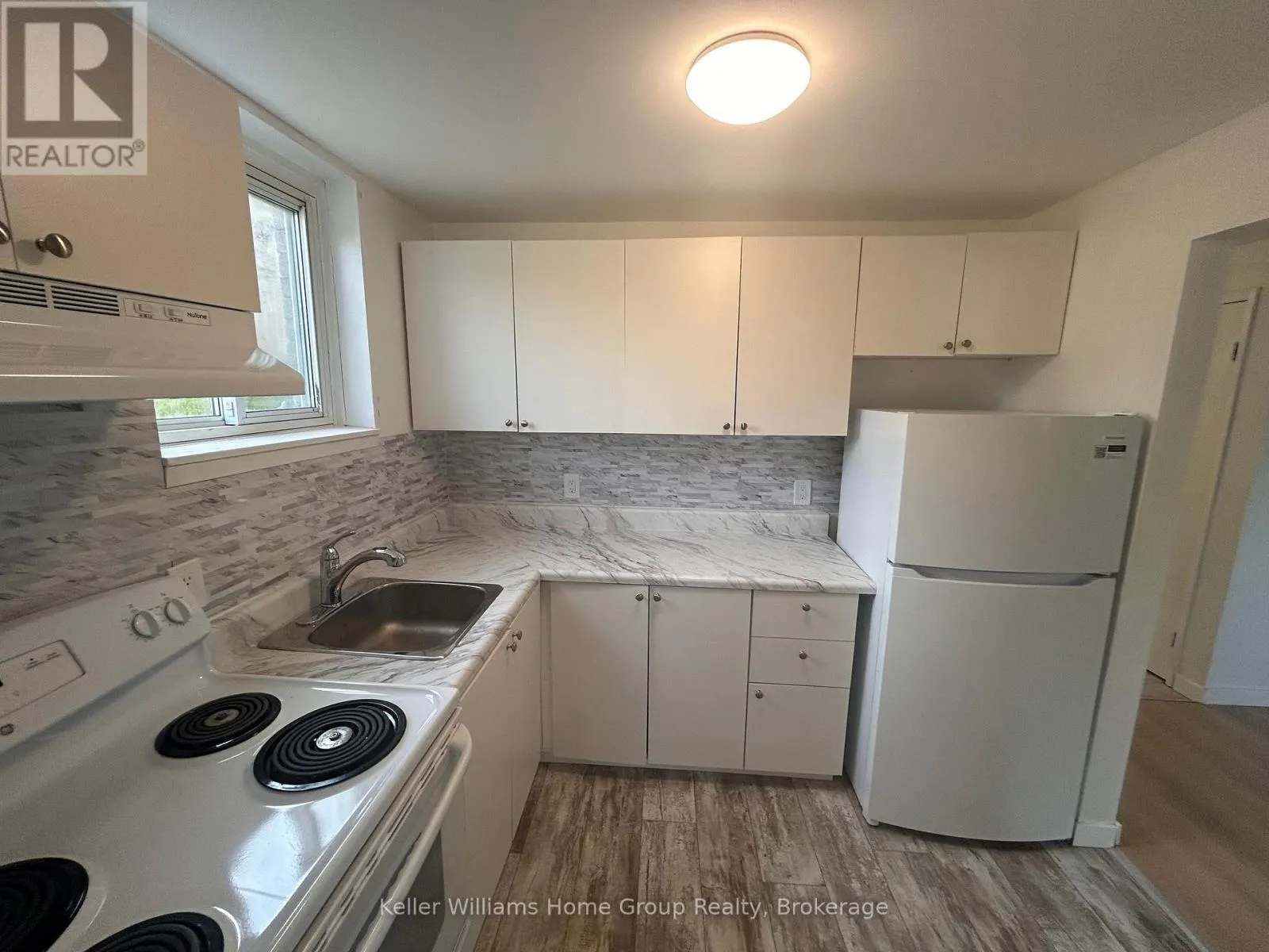 2 - 520 ANDREW STREET, #2