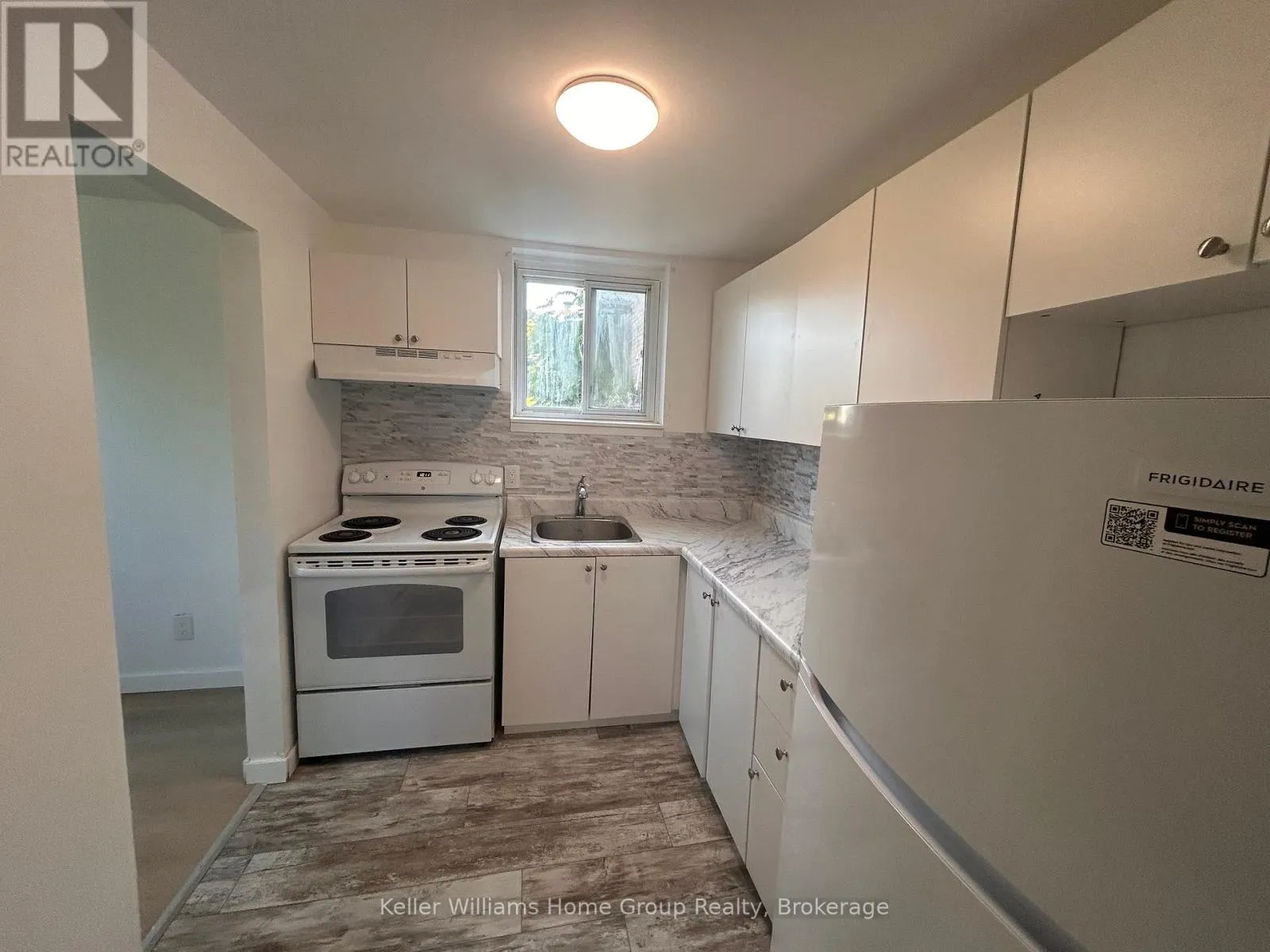 2 - 520 ANDREW STREET, #2