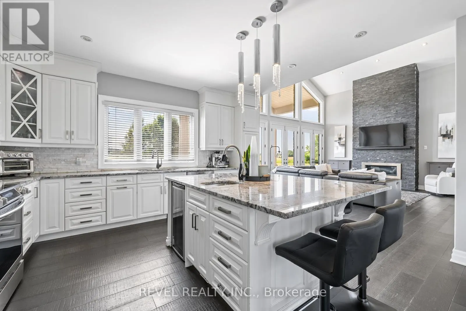 1479 MERRITTVILLE HIGHWAY