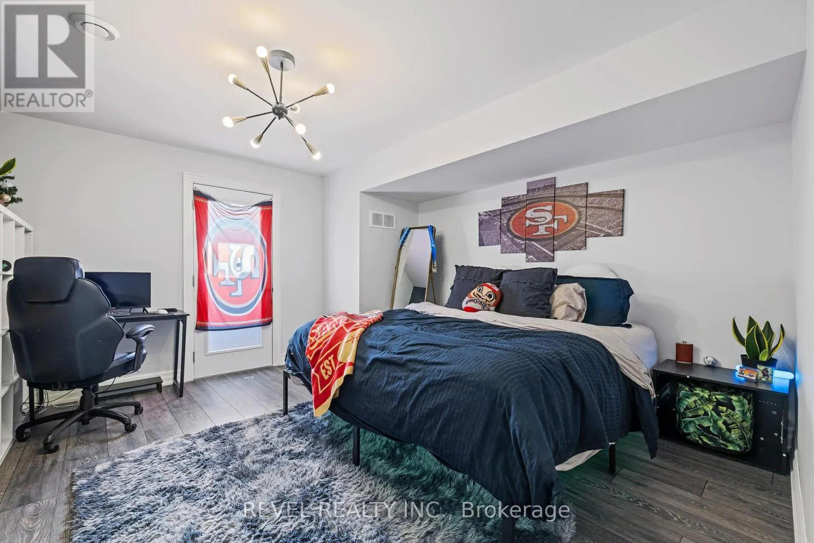 1479 MERRITTVILLE HIGHWAY