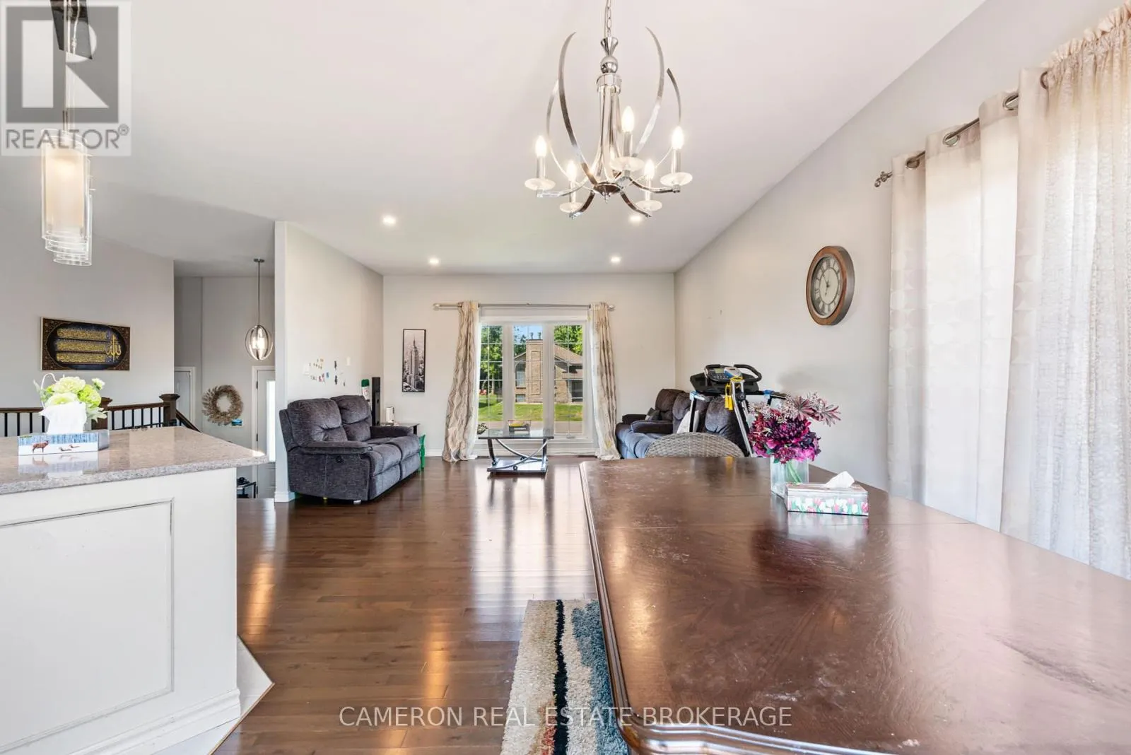 38 ABAGAIL CRESCENT