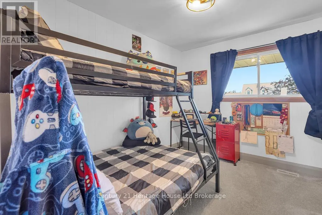 686 GOSHEN ROAD