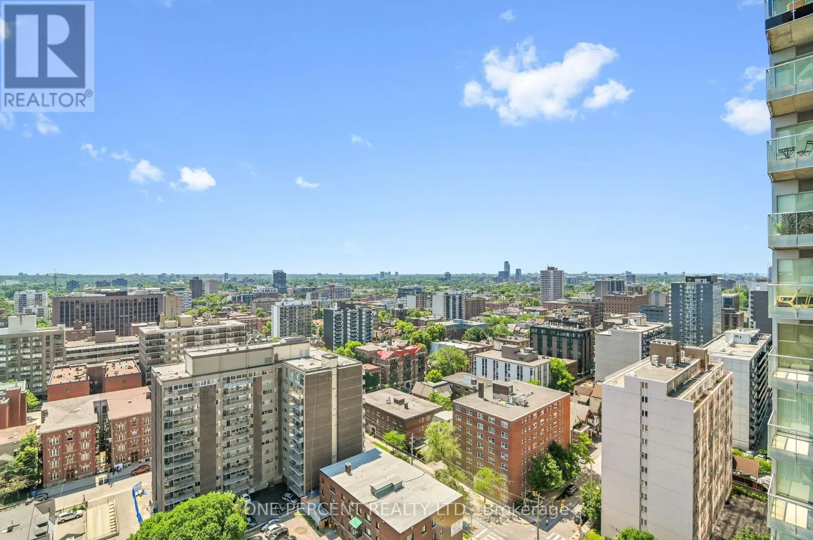 1905 - 40 NEPEAN STREET