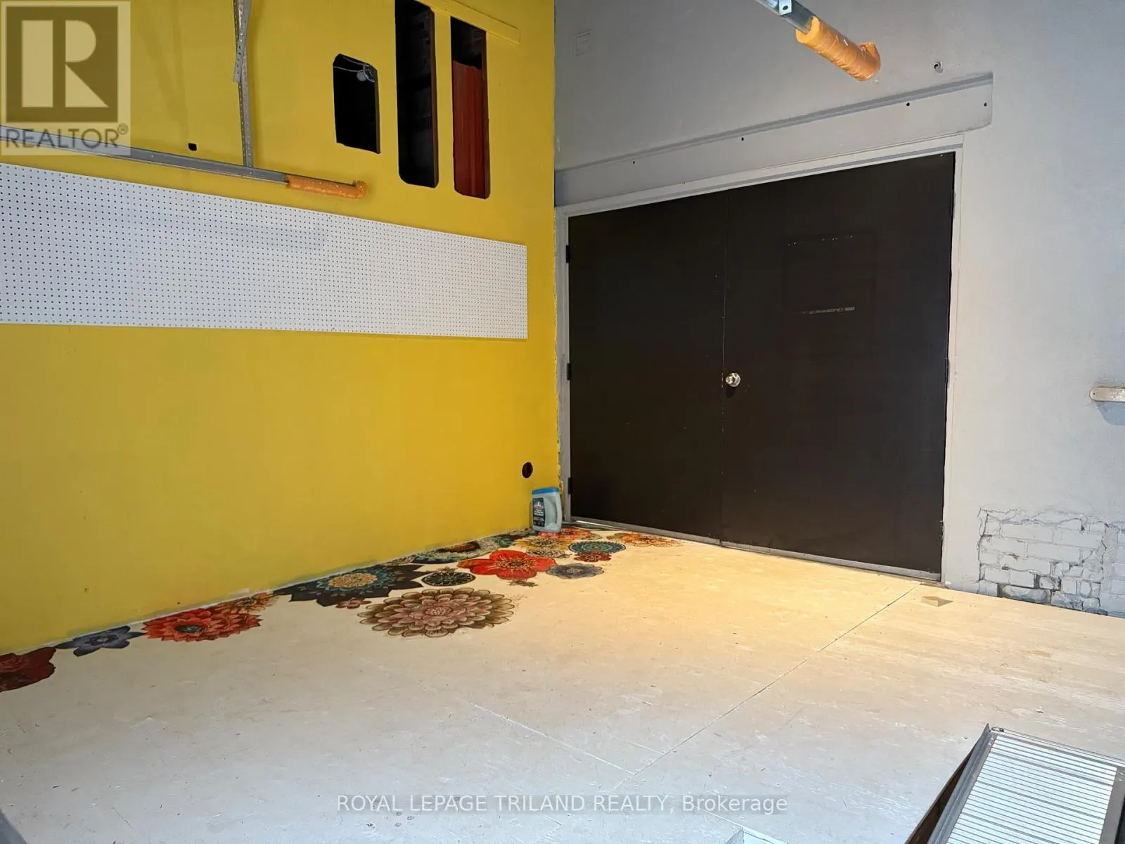 MAIN FLOOR - 656 TALBOT STREET, #Main Floor