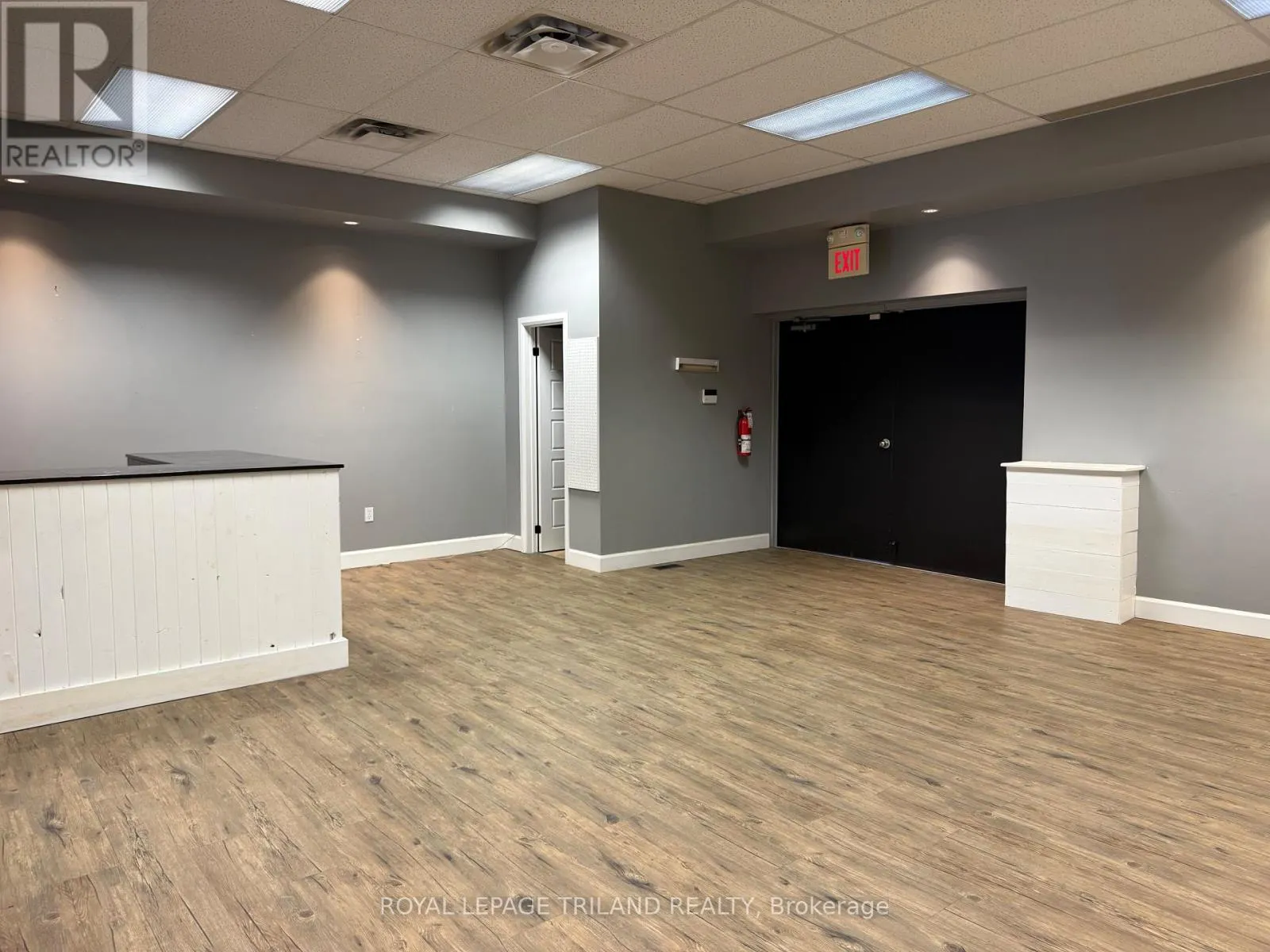 MAIN FLOOR - 656 TALBOT STREET, #Main Floor