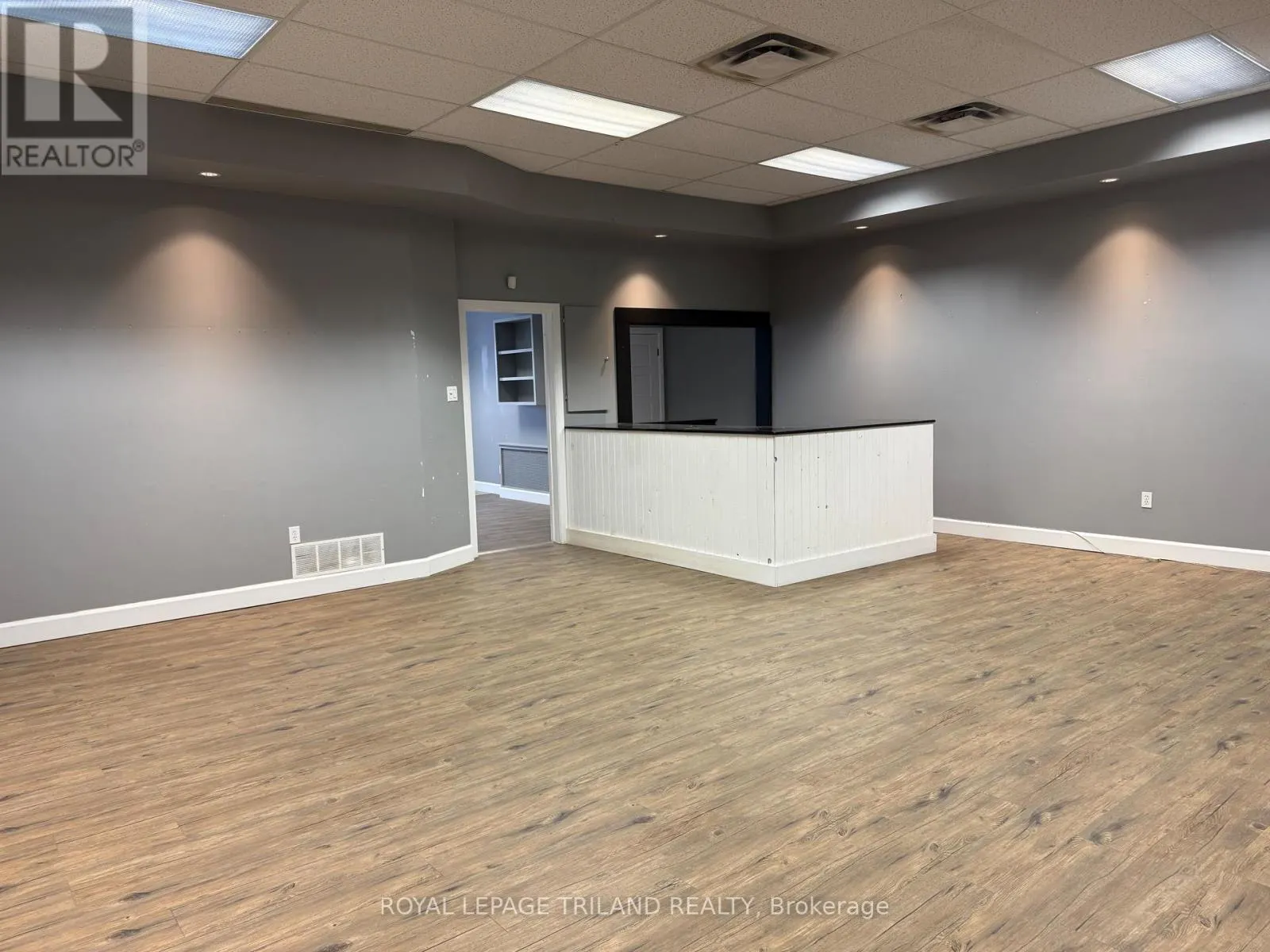 MAIN FLOOR - 656 TALBOT STREET, #Main Floor