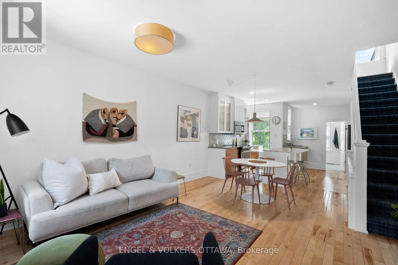 244 FLORA STREET