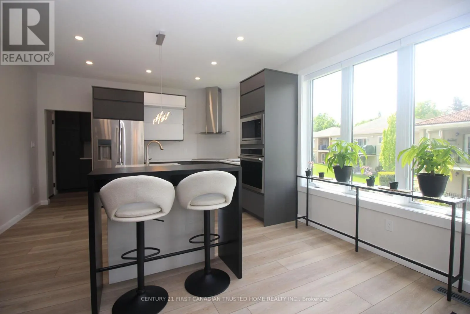 20 - 5 JOHN POUND ROAD, #20
