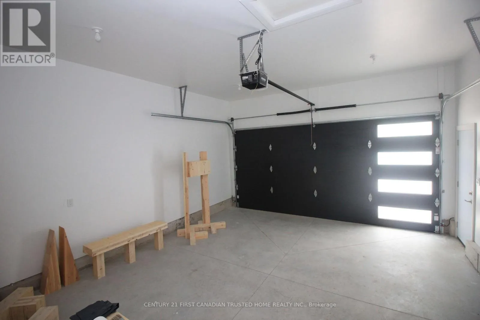 20 - 5 JOHN POUND ROAD, #20
