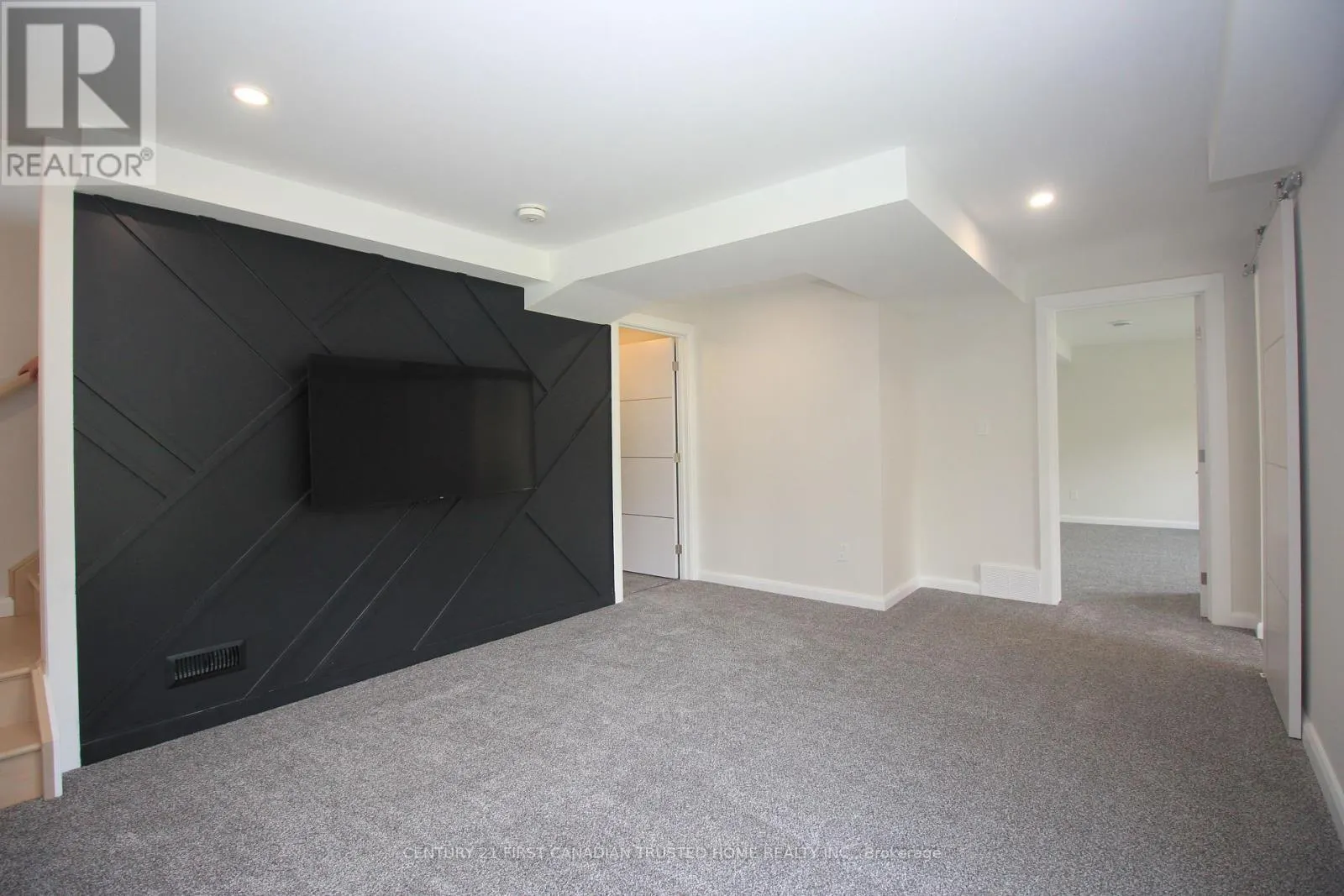 20 - 5 JOHN POUND ROAD, #20