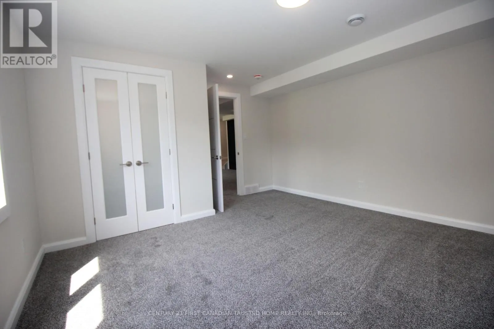 20 - 5 JOHN POUND ROAD, #20
