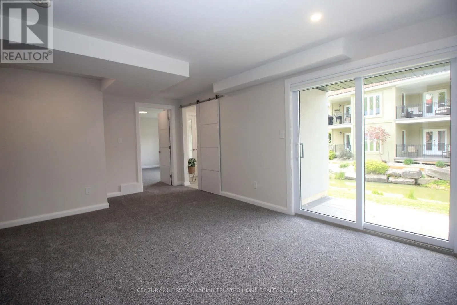 20 - 5 JOHN POUND ROAD, #20