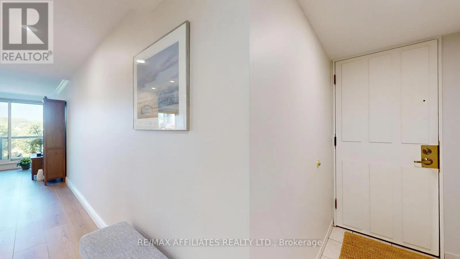 504 - 55 WATER STREET E
