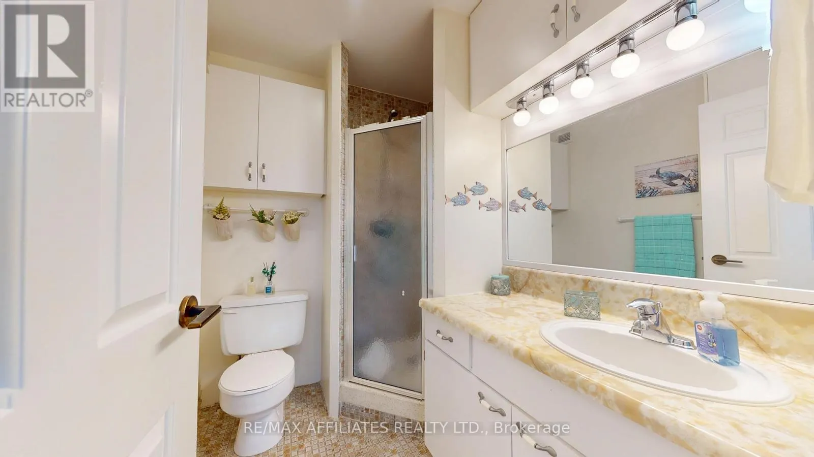 504 - 55 WATER STREET E