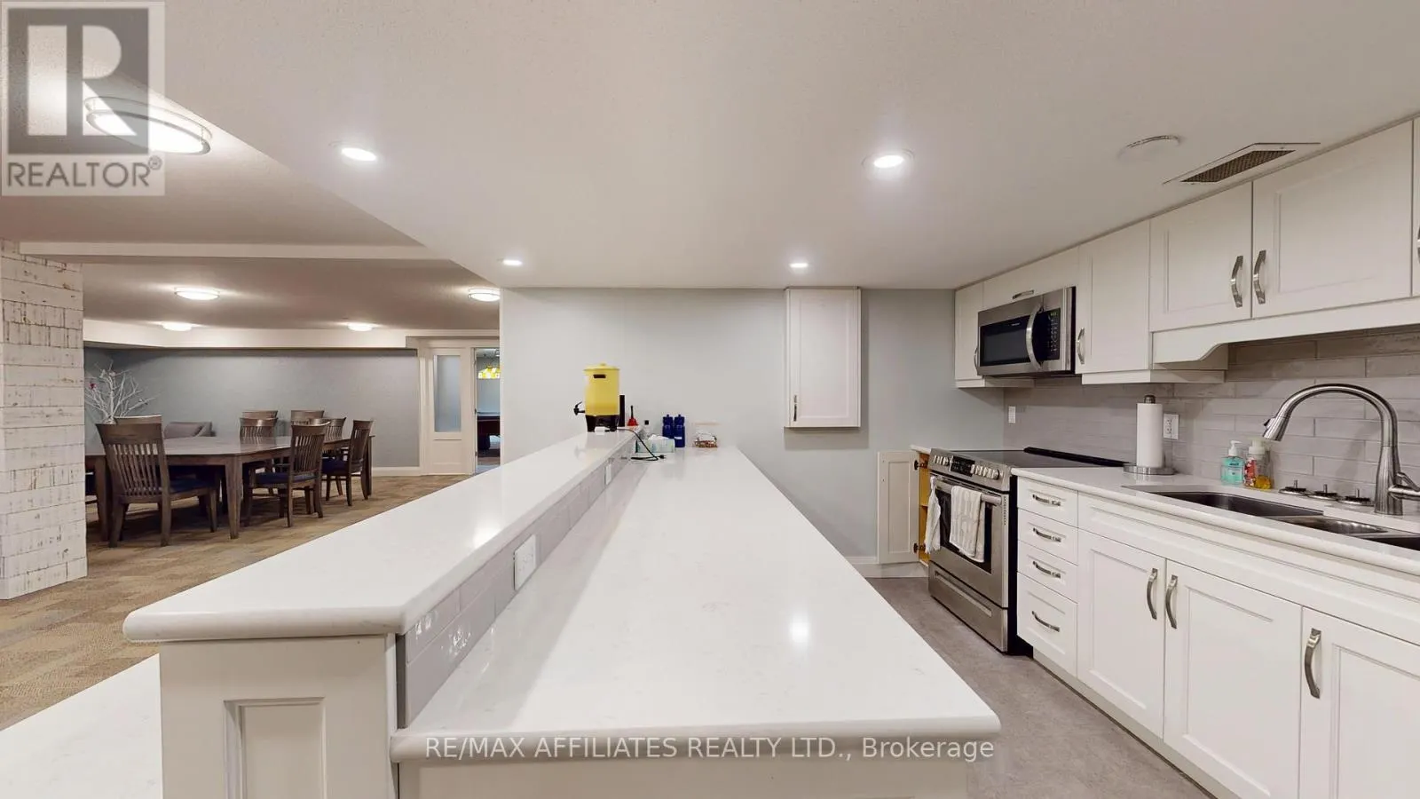 504 - 55 WATER STREET E