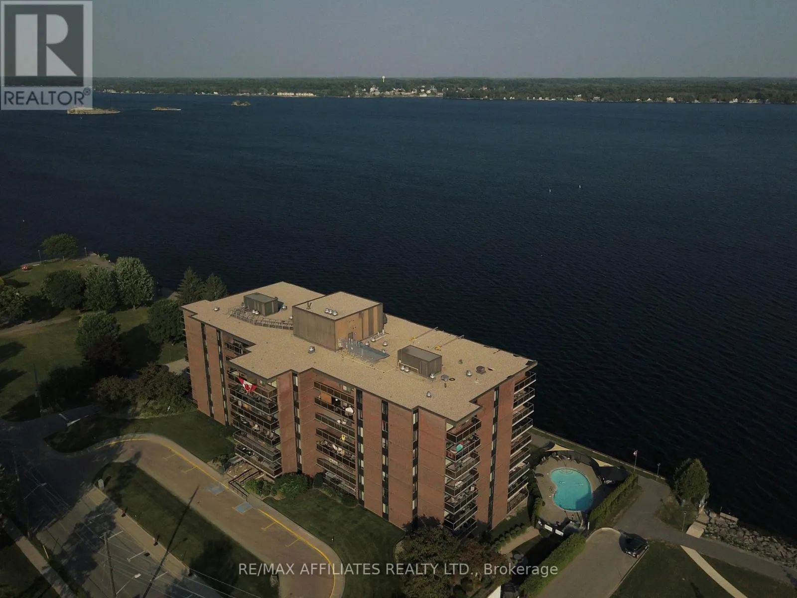 504 - 55 WATER STREET E