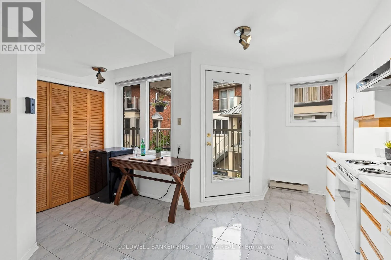 111F - 250 FOUNTAIN PLACE