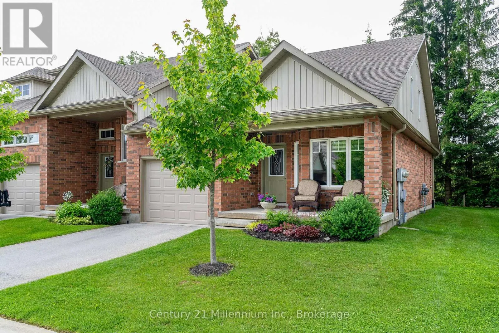35 RUSSETT DRIVE