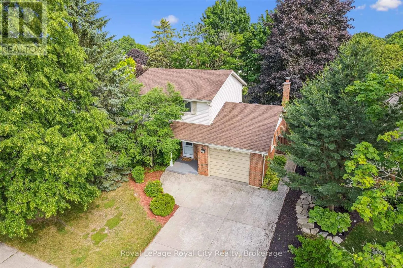 17 SPRINGDALE BOULEVARD