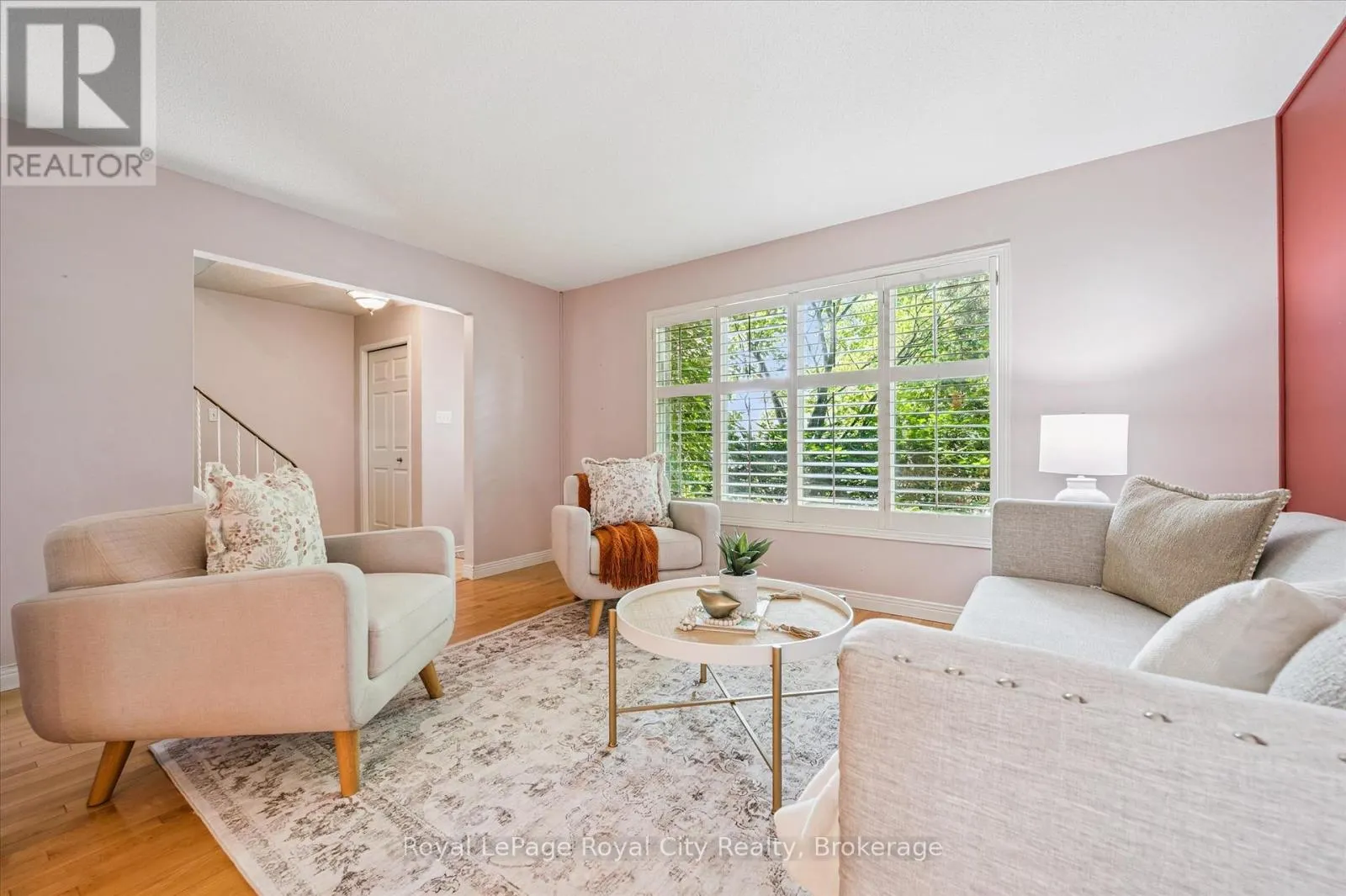 17 SPRINGDALE BOULEVARD