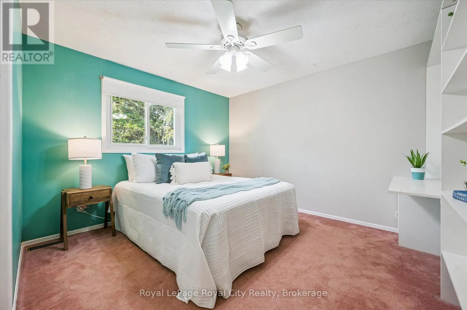 17 SPRINGDALE BOULEVARD