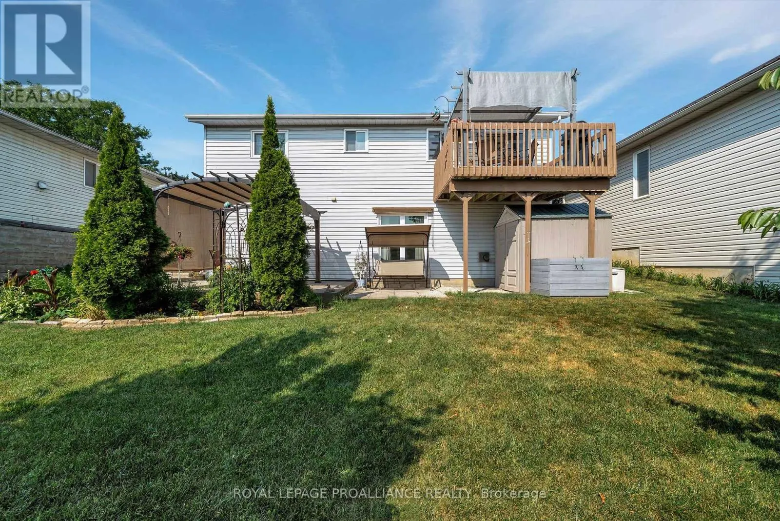119 UNIVERSITY AVENUE