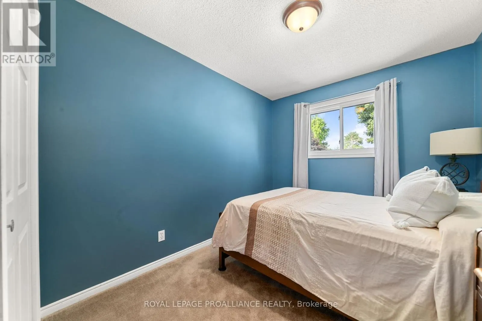 119 UNIVERSITY AVENUE