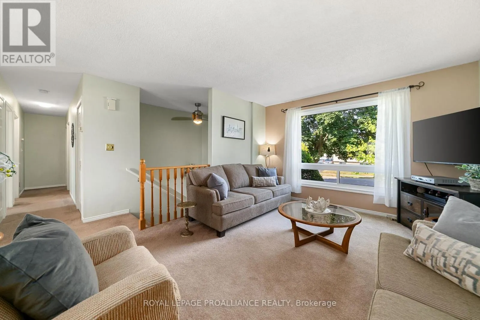 119 UNIVERSITY AVENUE