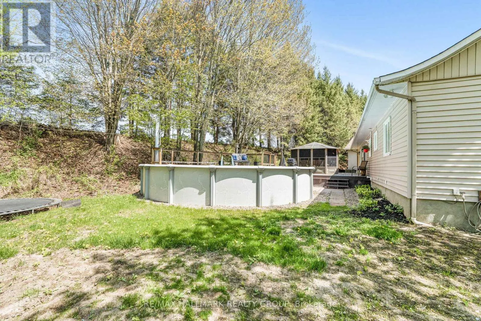 1211 LACROIX ROAD
