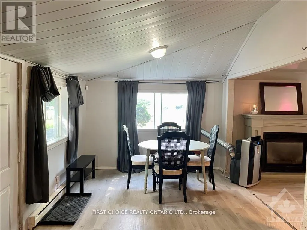397 BAYVIEW DRIVE