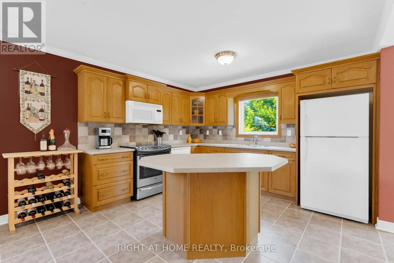 11 HOPE AVENUE