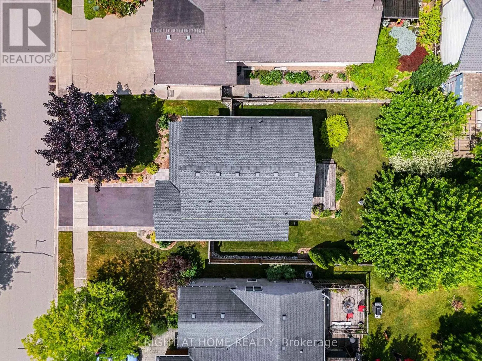 11 HOPE AVENUE